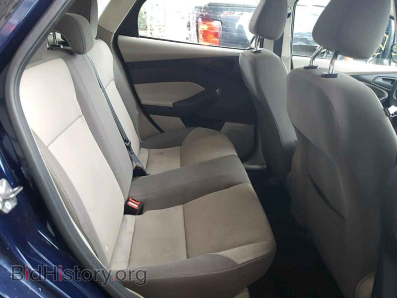 2012 Ford FOCUS (VIN 1FAHP3F23CL164456) — фото 6 из 10