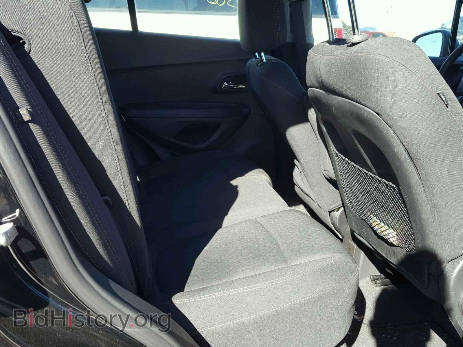 2017 CHEVROLET TRAX - VIN: 3GNCJKSB1HL235839 - Фото 6