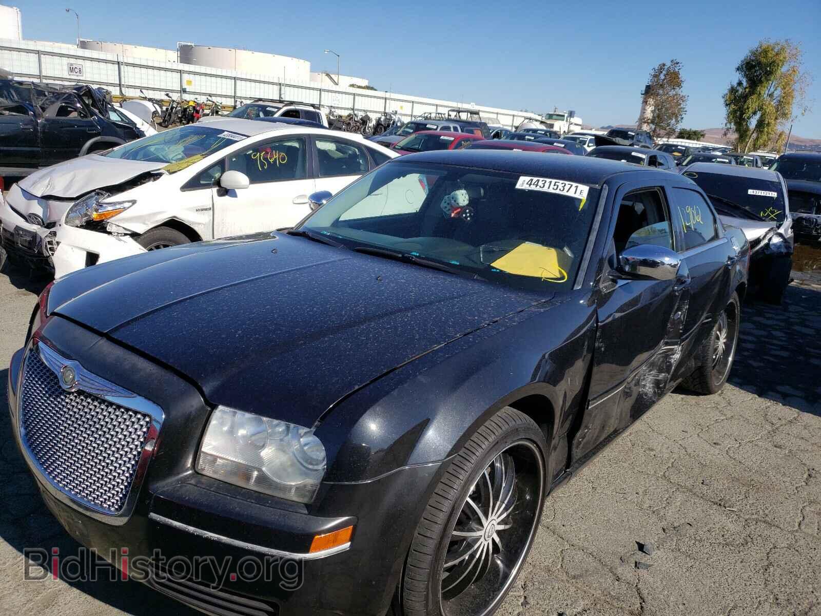 2007 CHRYSLER 300 - VIN: 2C3LA43R07H616237 - Фото 2