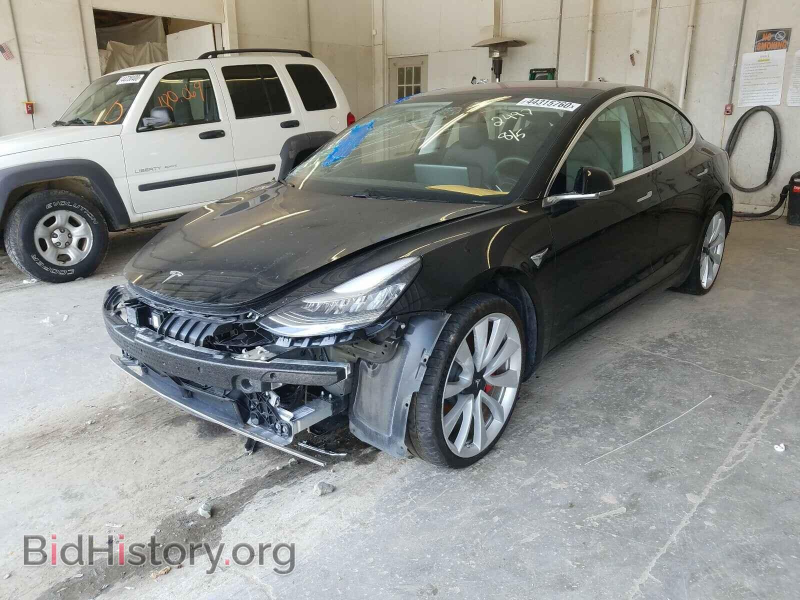 2018 TESLA MODEL 3 - VIN: 5YJ3E1EB1JF082497 - Photo 2