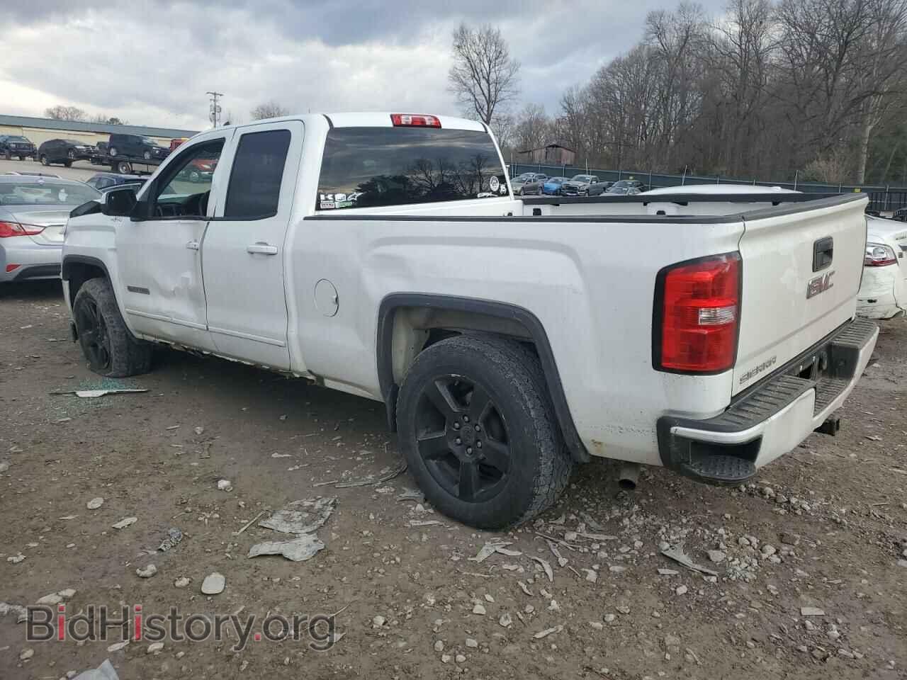2016 GMC SIERRA - VIN: 1GTV2LEC0GZ281176 - Photo 2