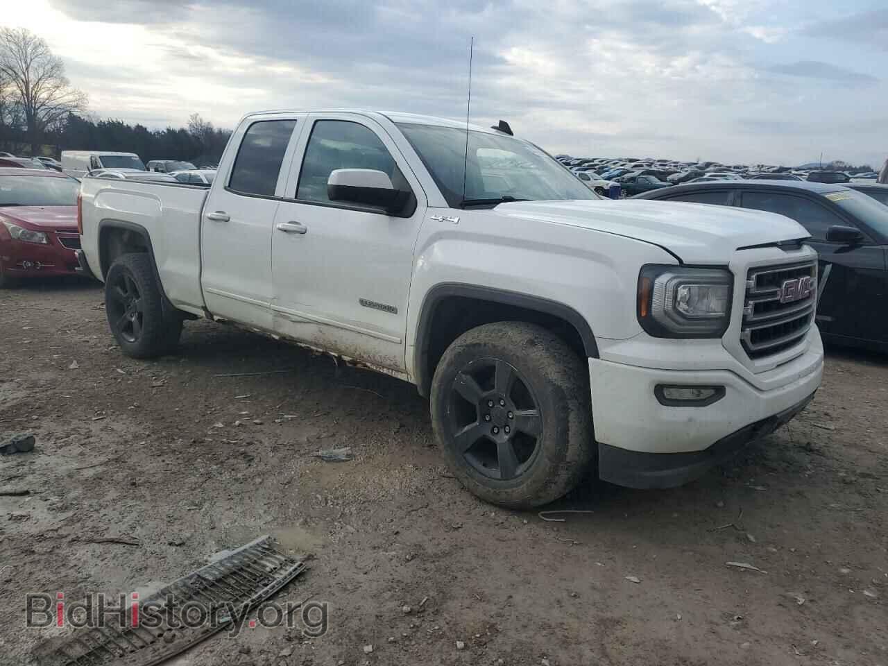 2016 GMC SIERRA - VIN: 1GTV2LEC0GZ281176 - Photo 4
