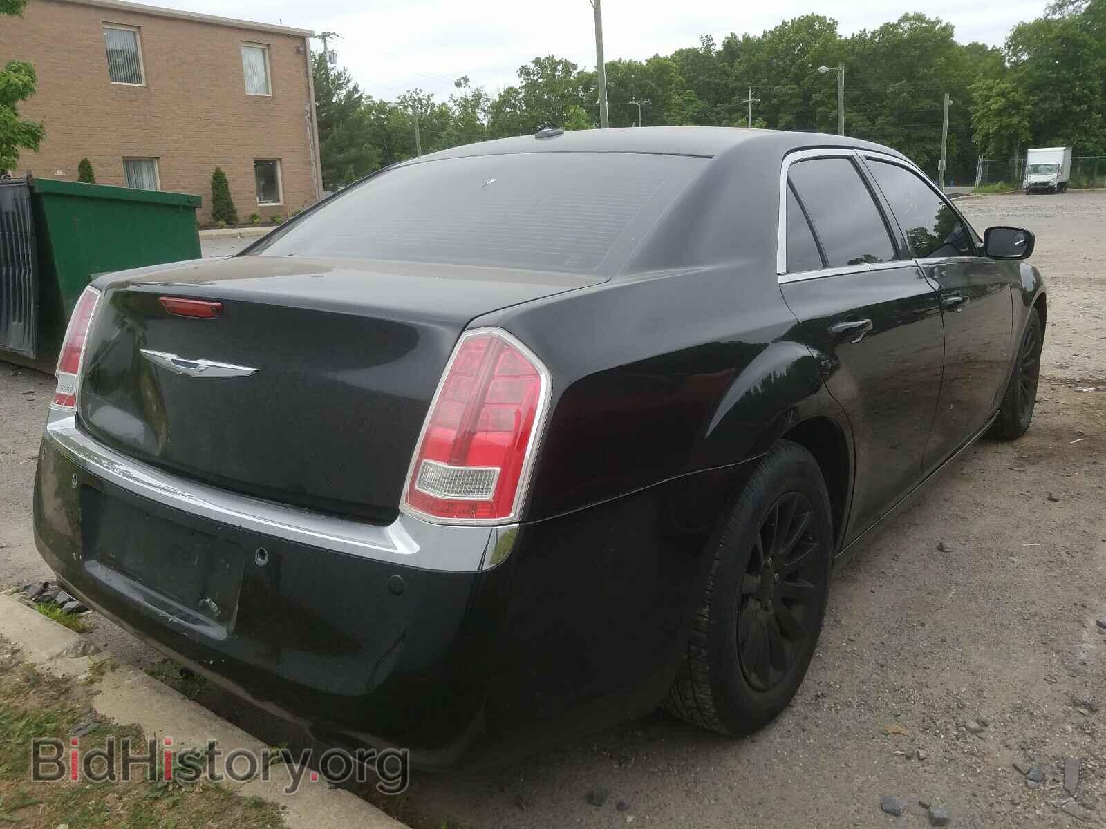 2013 CHRYSLER 300 - VIN: 2C3CCAAGXDH731918 - Фото 4