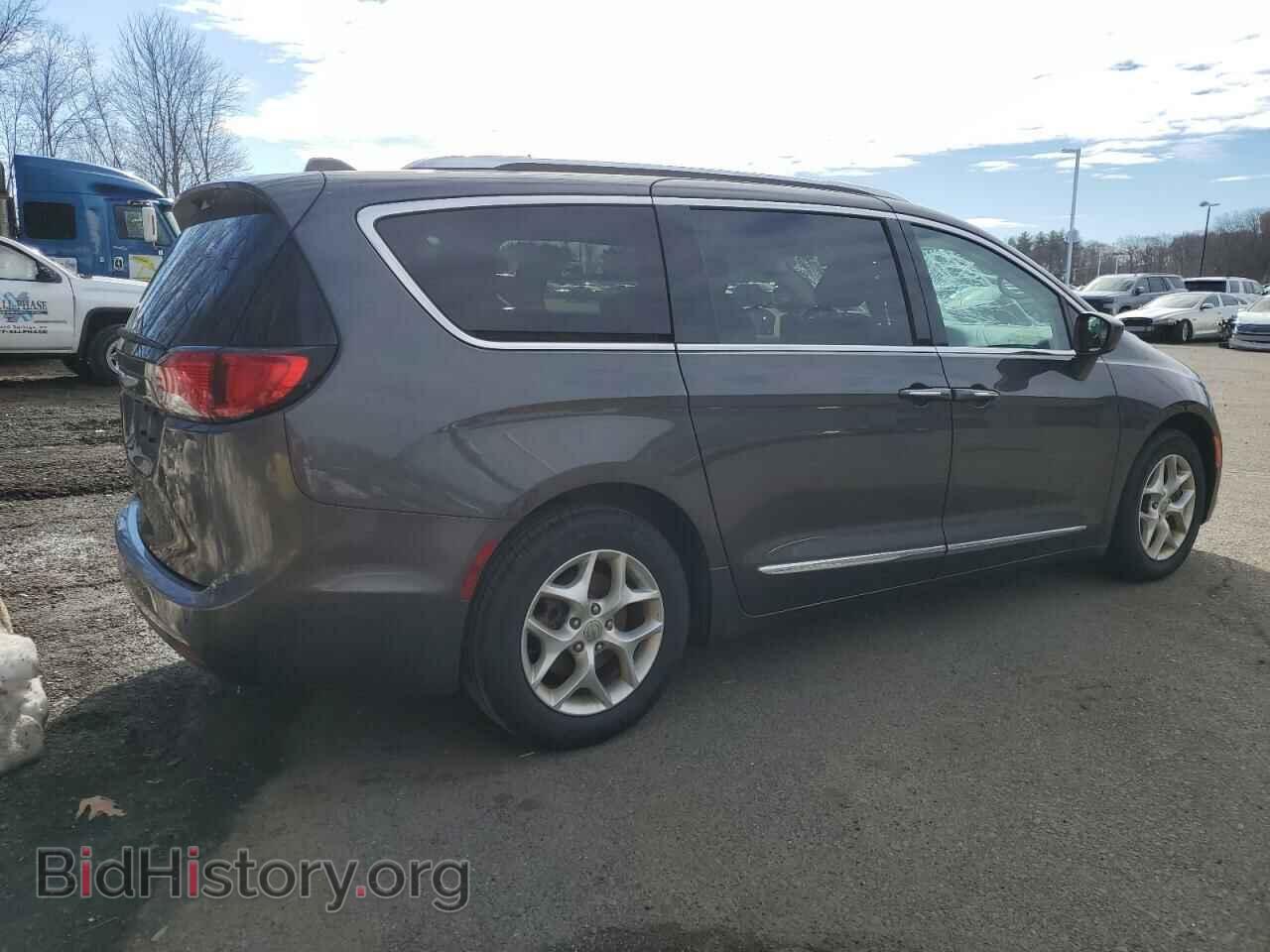 2017 CHRYSLER PACIFICA - VIN: 2C4RC1EGXHR778592 - Photo 3