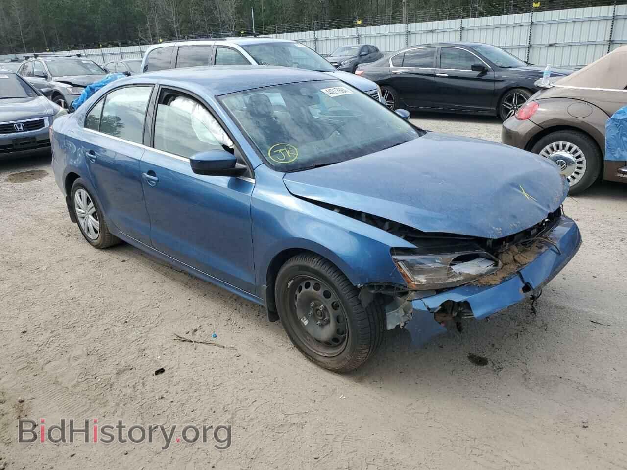 2017 VOLKSWAGEN JETTA - VIN: 3VW2B7AJ4HM411328 - Photo 4