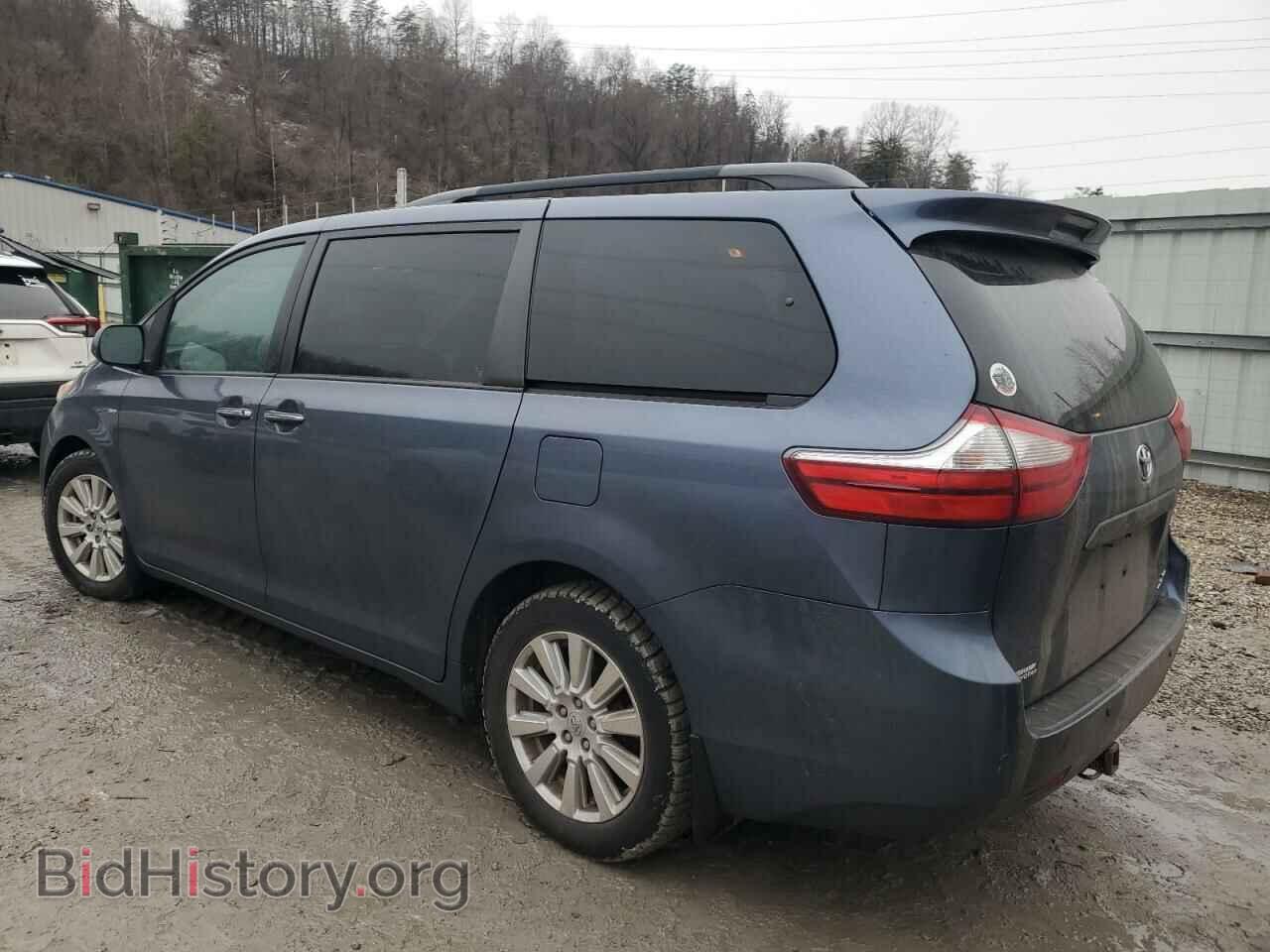 2017 TOYOTA All Models - VIN: 5TDDZ3DC2HS178496 - Фото 2