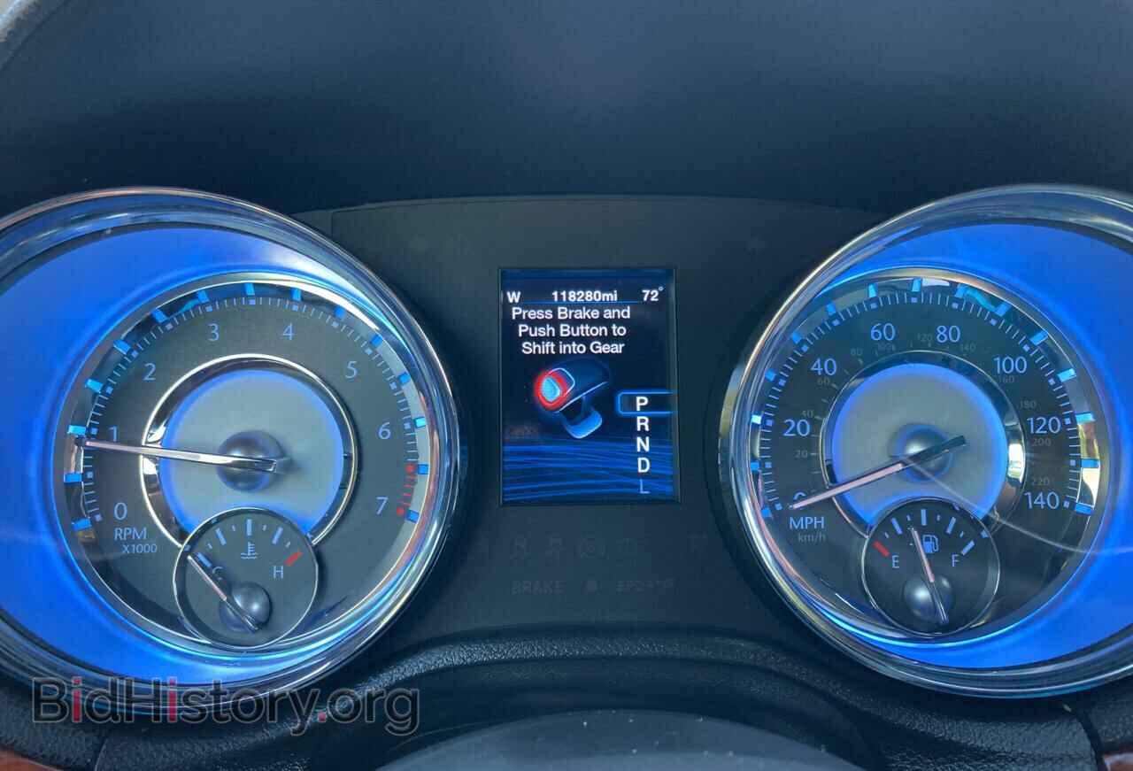 2012 CHRYSLER 300 - VIN: 2C3CCACG8CH151000 - Фото 8