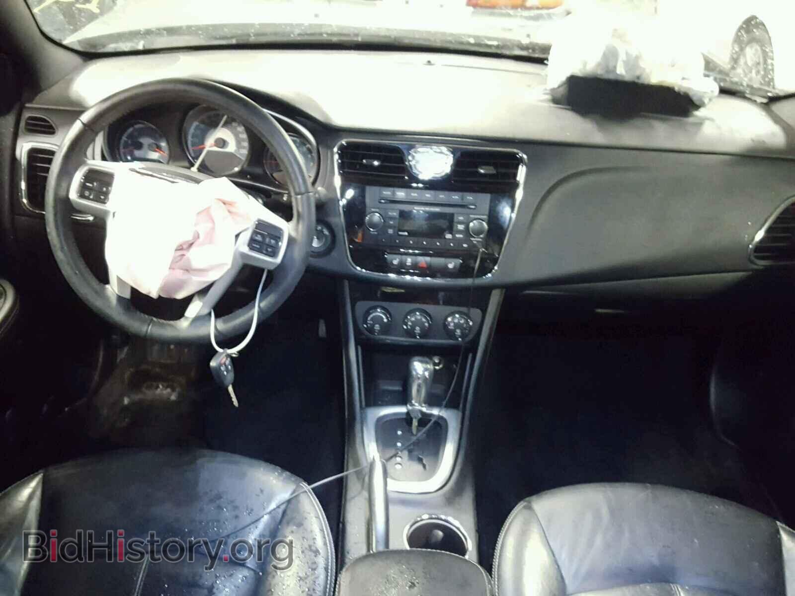 2013 CHRYSLER 200 - VIN: 1C3CCBCG3DN543218 - Фото 9