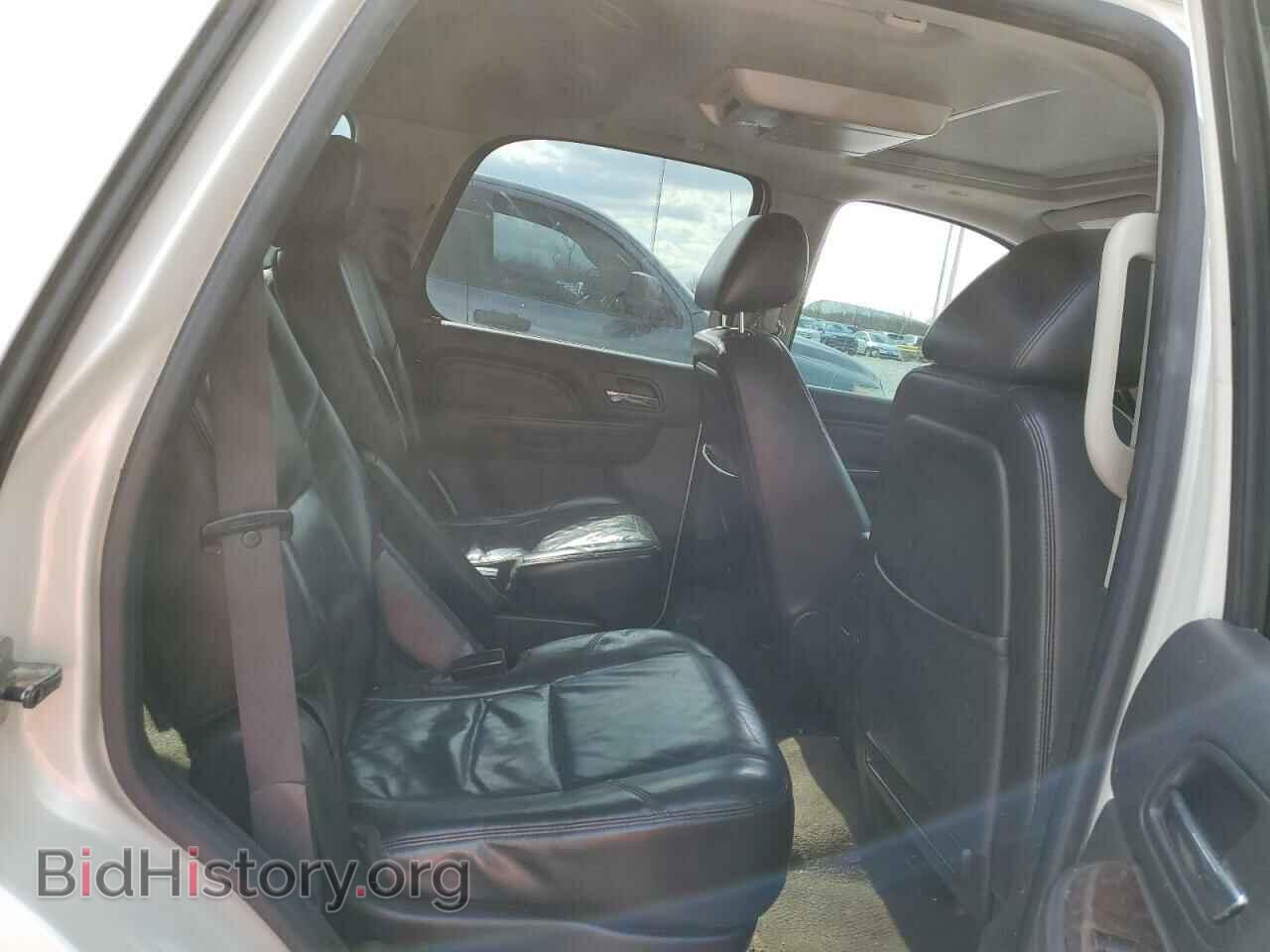 2011 GMC YUKON - VIN: 1GKS2EEF1BR222000 - Фото 11