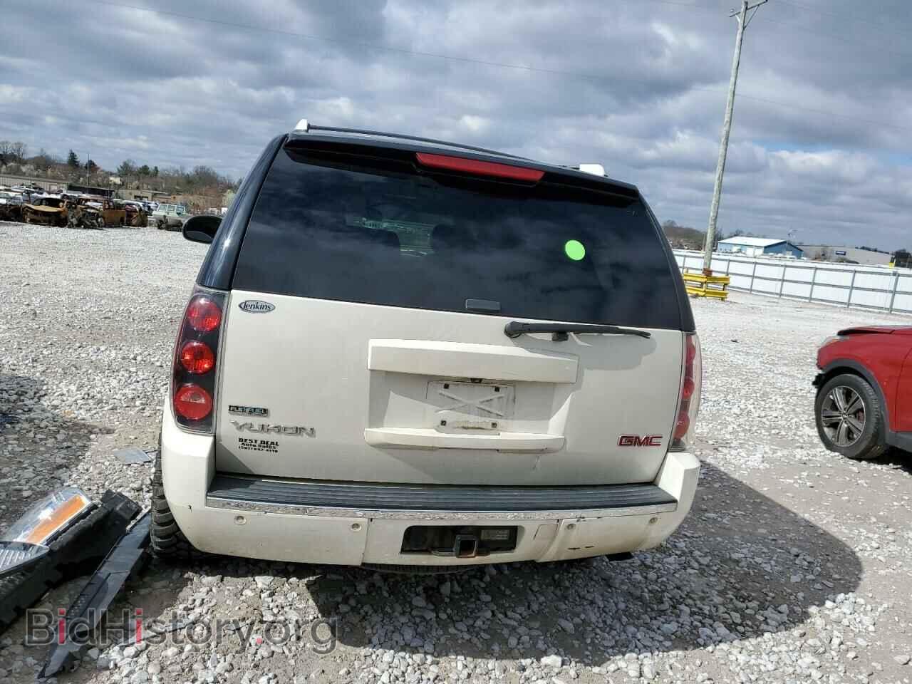 2011 GMC YUKON - VIN: 1GKS2EEF1BR222000 - Фото 6
