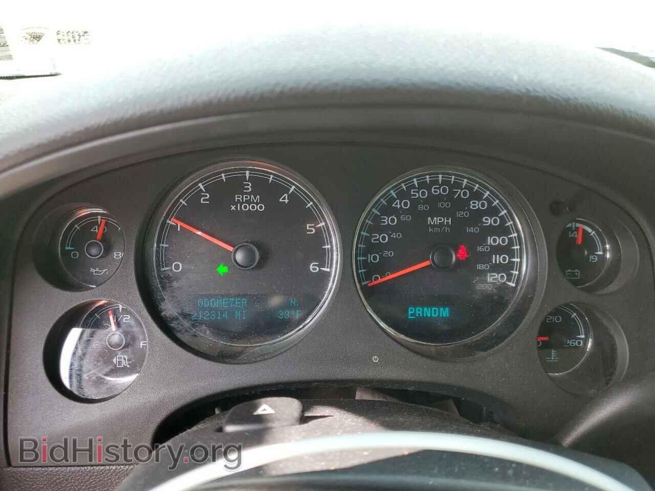 2011 GMC YUKON - VIN: 1GKS2EEF1BR222000 - Фото 9