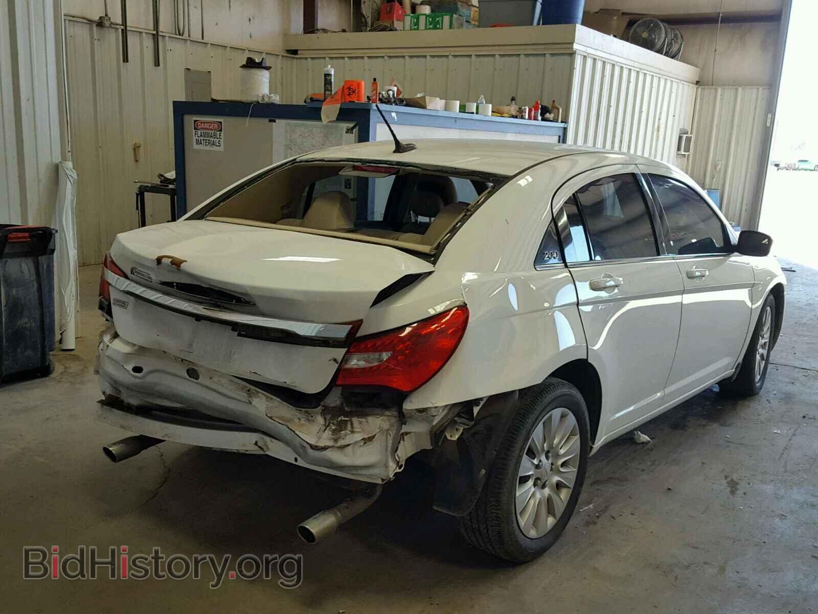 2013 CHRYSLER 200 - VIN: 1C3CCBAG8DN604002 - Фото 4