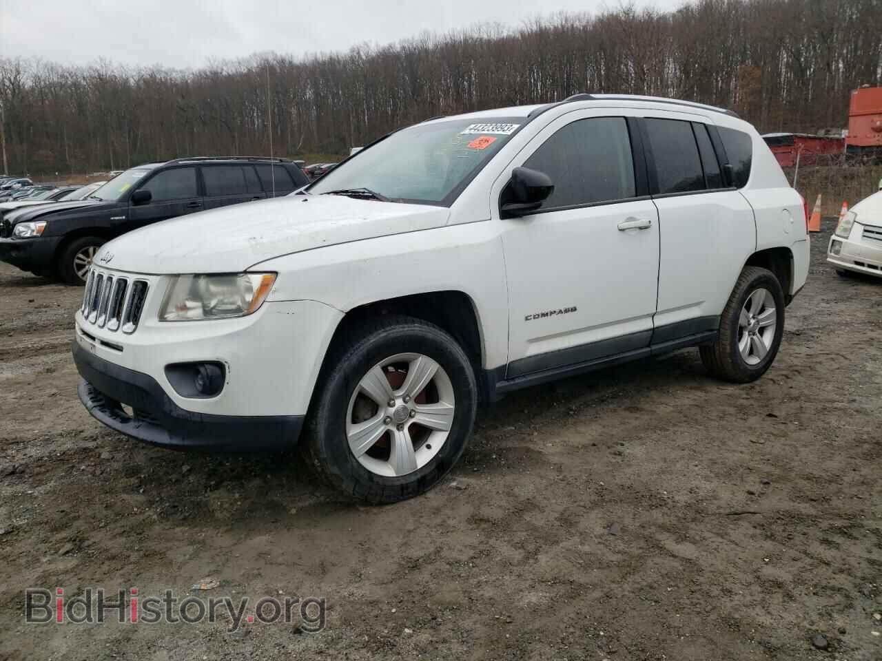 Photo 1J4NT1FA9BD170897 - JEEP COMPASS 2011