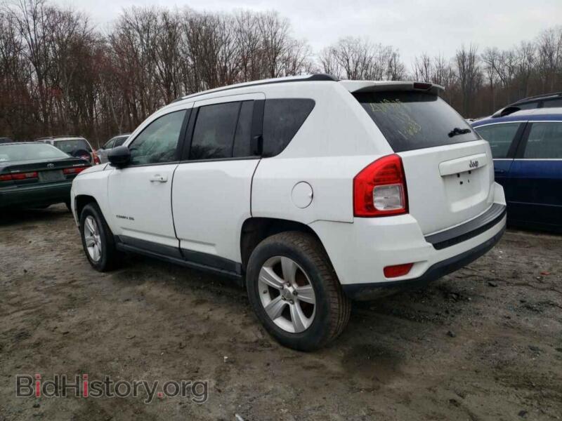2011 Jeep COMPASS (VIN 1J4NT1FA9BD170897) — photo 2 of 13