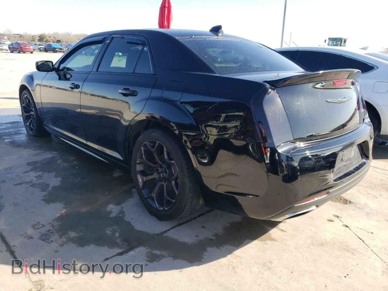 2020 CHRYSLER 300 - VIN: 2C3CCABG8LH220690 - Фото 2
