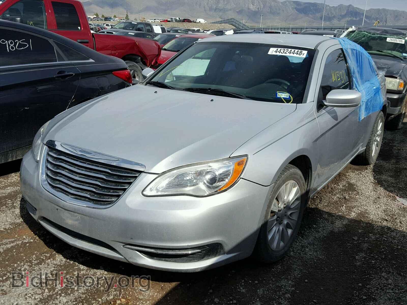 2012 CHRYSLER 200 - VIN: 1C3CCBAB6CN320208 - Фото 2