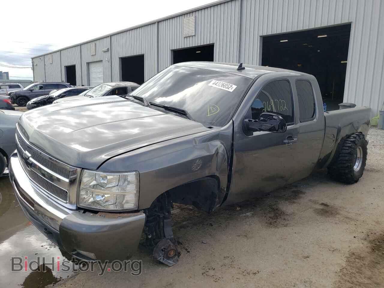 2007 CHEVROLET SILVERADO - VIN: 2GCEC19J871570745 - Фото 2