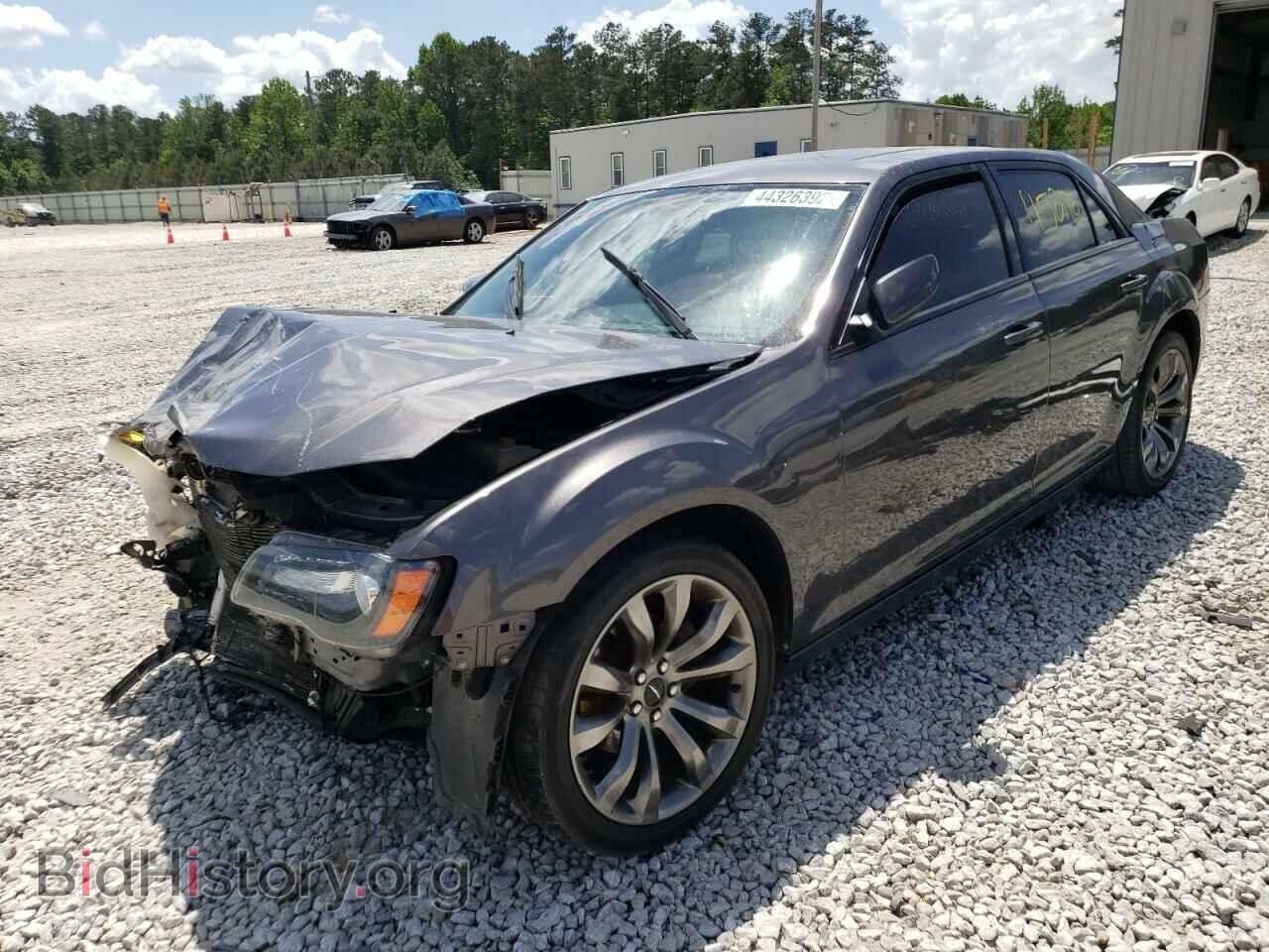 2014 CHRYSLER 300 - VIN: 2C3CCABGXEH361215 - Фото 2