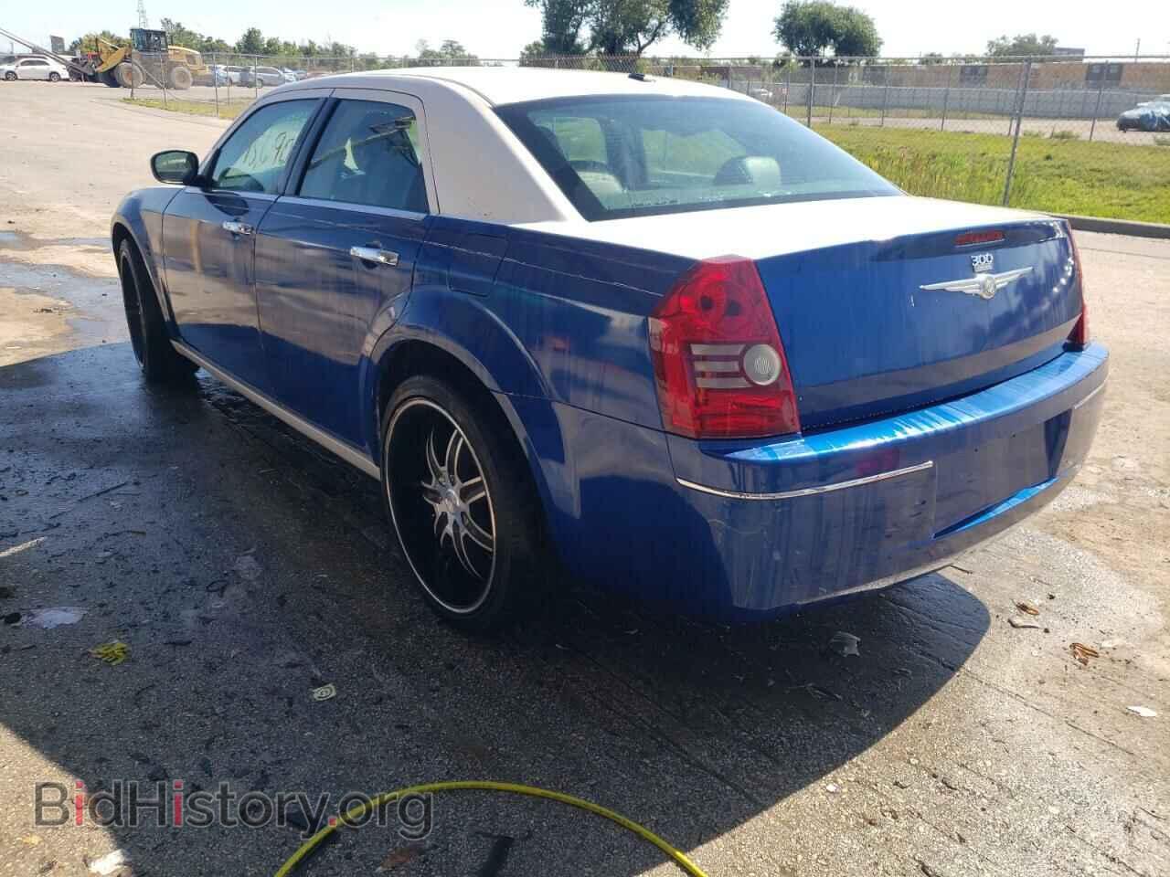 2010 CHRYSLER 300 - VIN: 2C3CA5CV2AH324907 - Фото 3