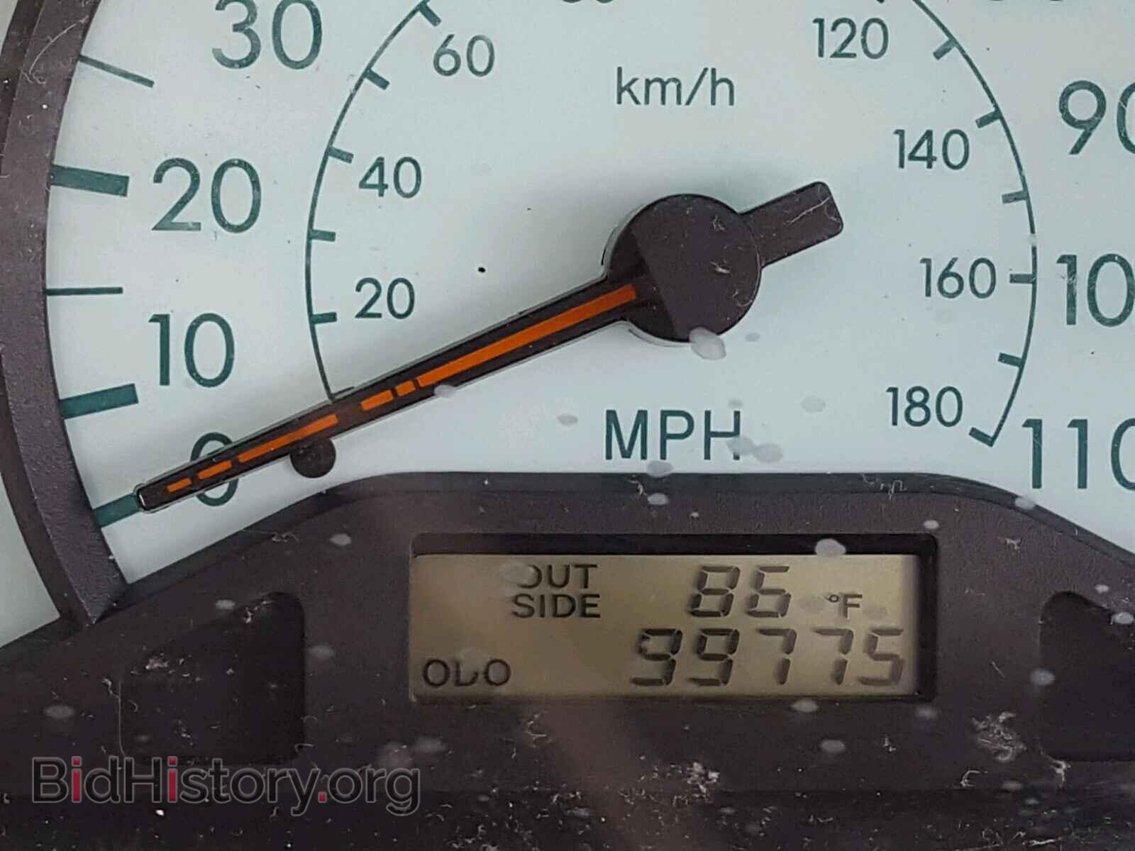 2003 TOYOTA COROLLA - VIN: JTDBR32E330036486 - Photo 8