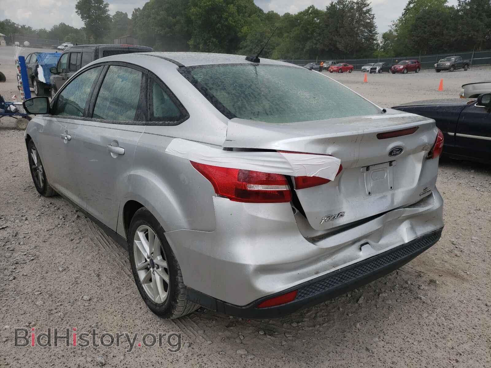 2016 FORD FOCUS - VIN: 1FADP3F2XGL209610 - Фото 3