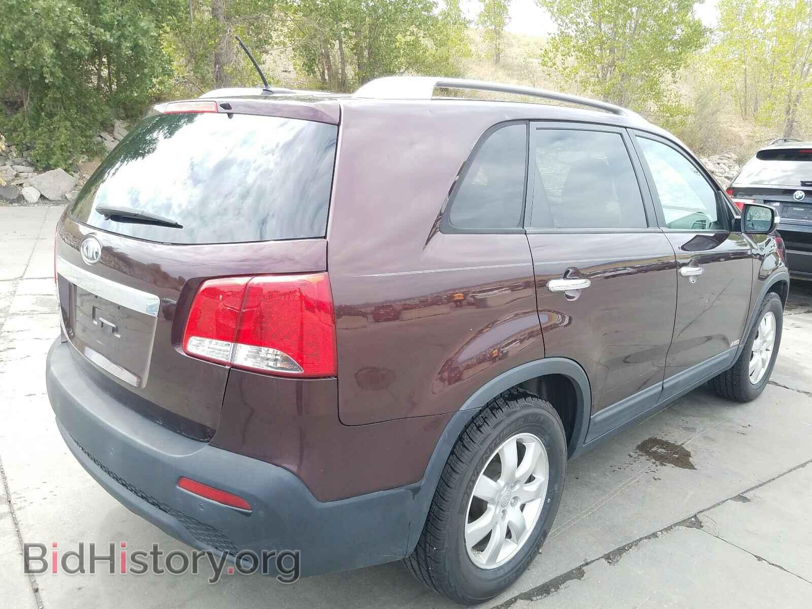 2012 KIA SORENTO - VIN: 5XYKTCA64CG273803 - Фото 4