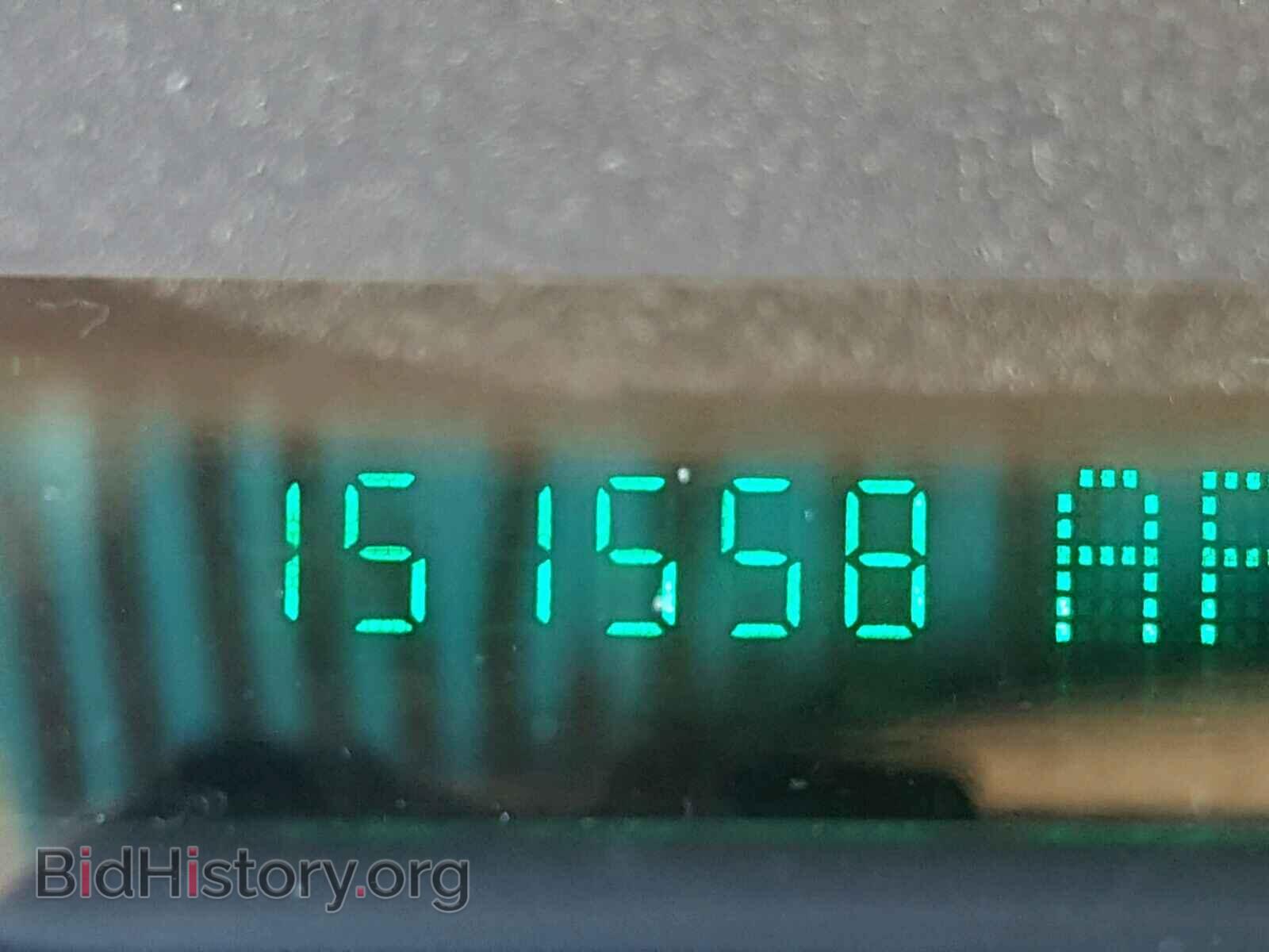 1999 CADILLAC DEVILLE - VIN: 1G6KF5498XU744643 - Фото 8