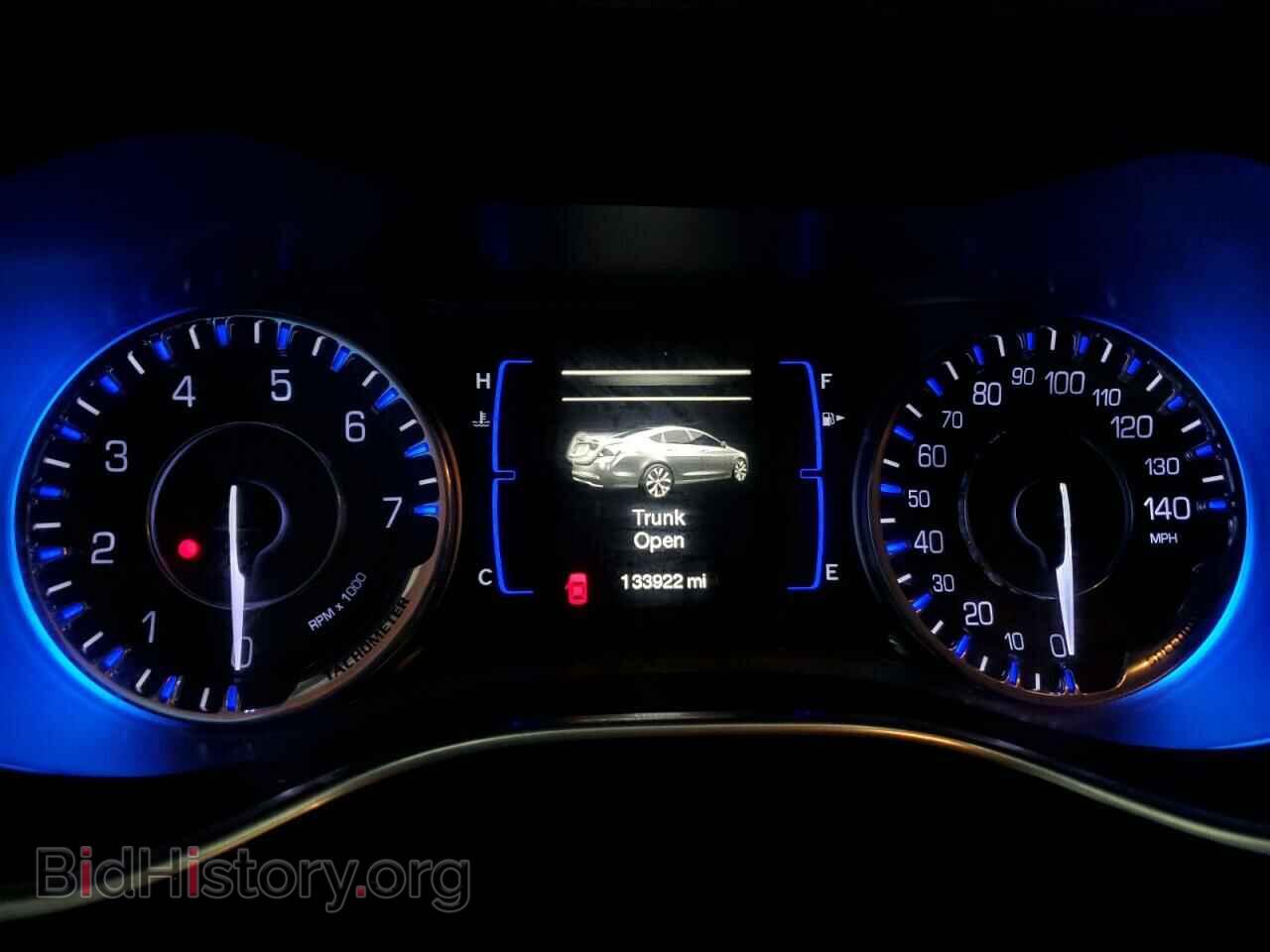 2015 CHRYSLER 200 - VIN: 1C3CCCAB1FN752716 - Фото 9