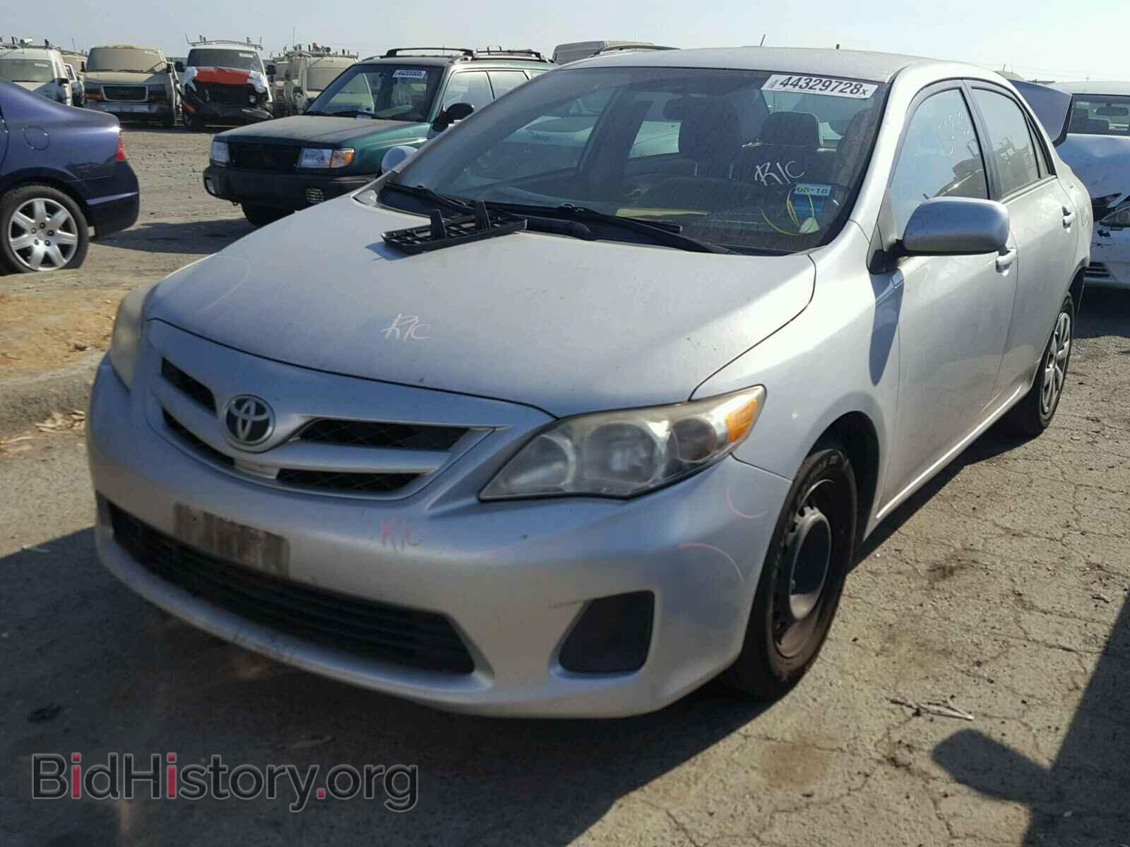 2011 TOYOTA COROLLA - VIN: 2T1BU4EE4BC629682 - Photo 2