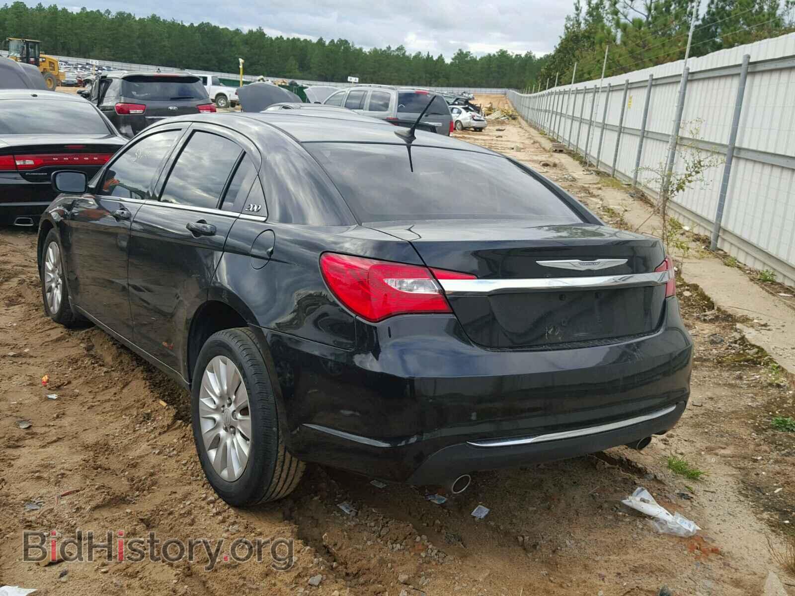 2013 CHRYSLER 200 - VIN: 1C3CCBAG5DN724341 - Фото 3