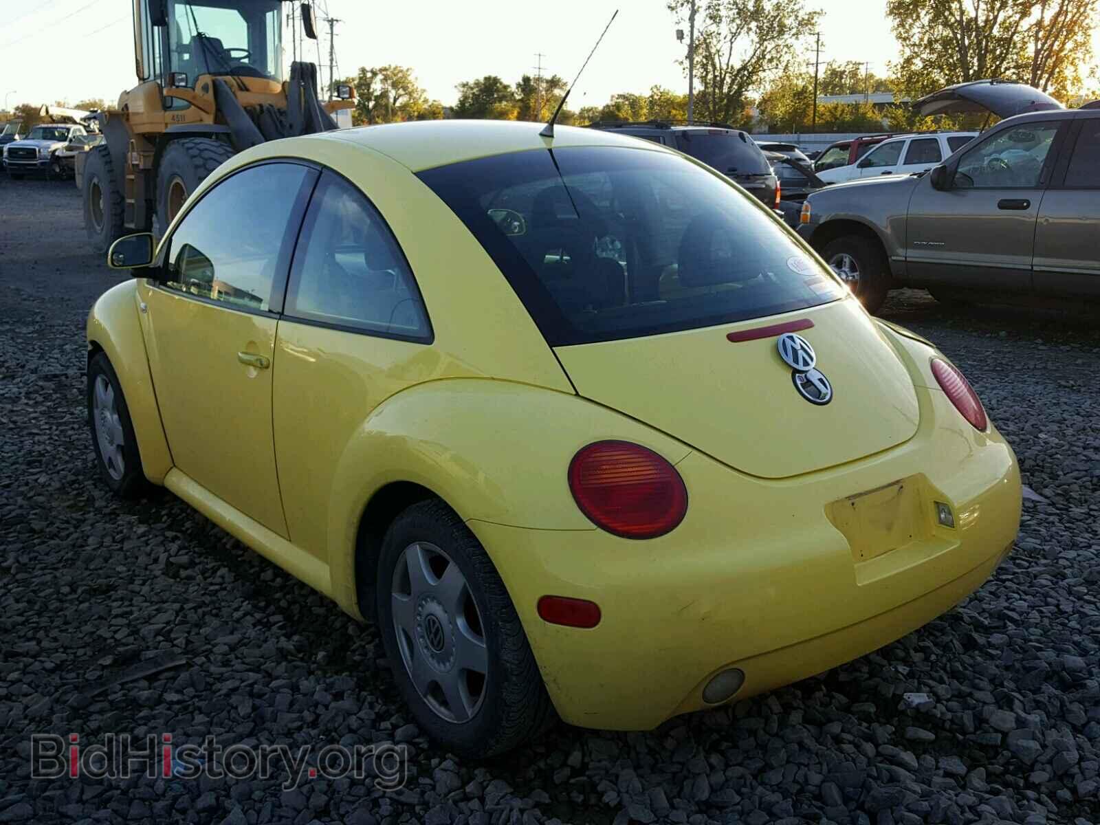 2000 VOLKSWAGEN BEETLE - VIN: 3VWCA21C7YM424585 - Фото 3