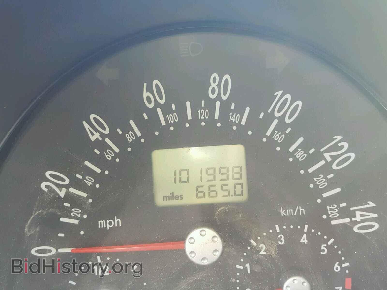 2000 VOLKSWAGEN BEETLE - VIN: 3VWCA21C7YM424585 - Фото 8