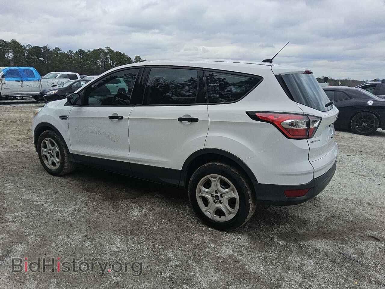 2017 FORD ESCAPE - VIN: 1FMCU0F79HUB82447 - Фото 2