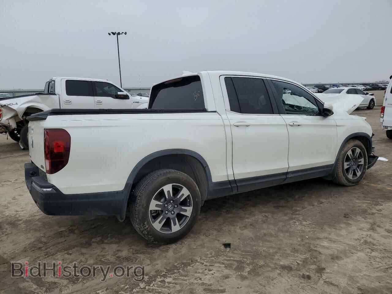 2017 HONDA RIDGELINE - VIN: 5FPYK2F6XHB002766 - Фото 3