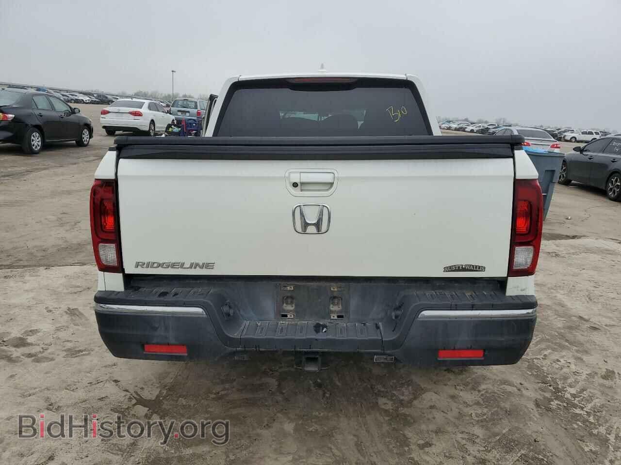 2017 HONDA RIDGELINE - VIN: 5FPYK2F6XHB002766 - Фото 6