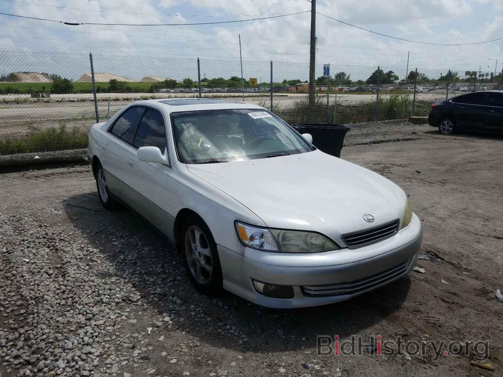 Photo JT8BF28G3Y5100496 - LEXUS ES300 2000