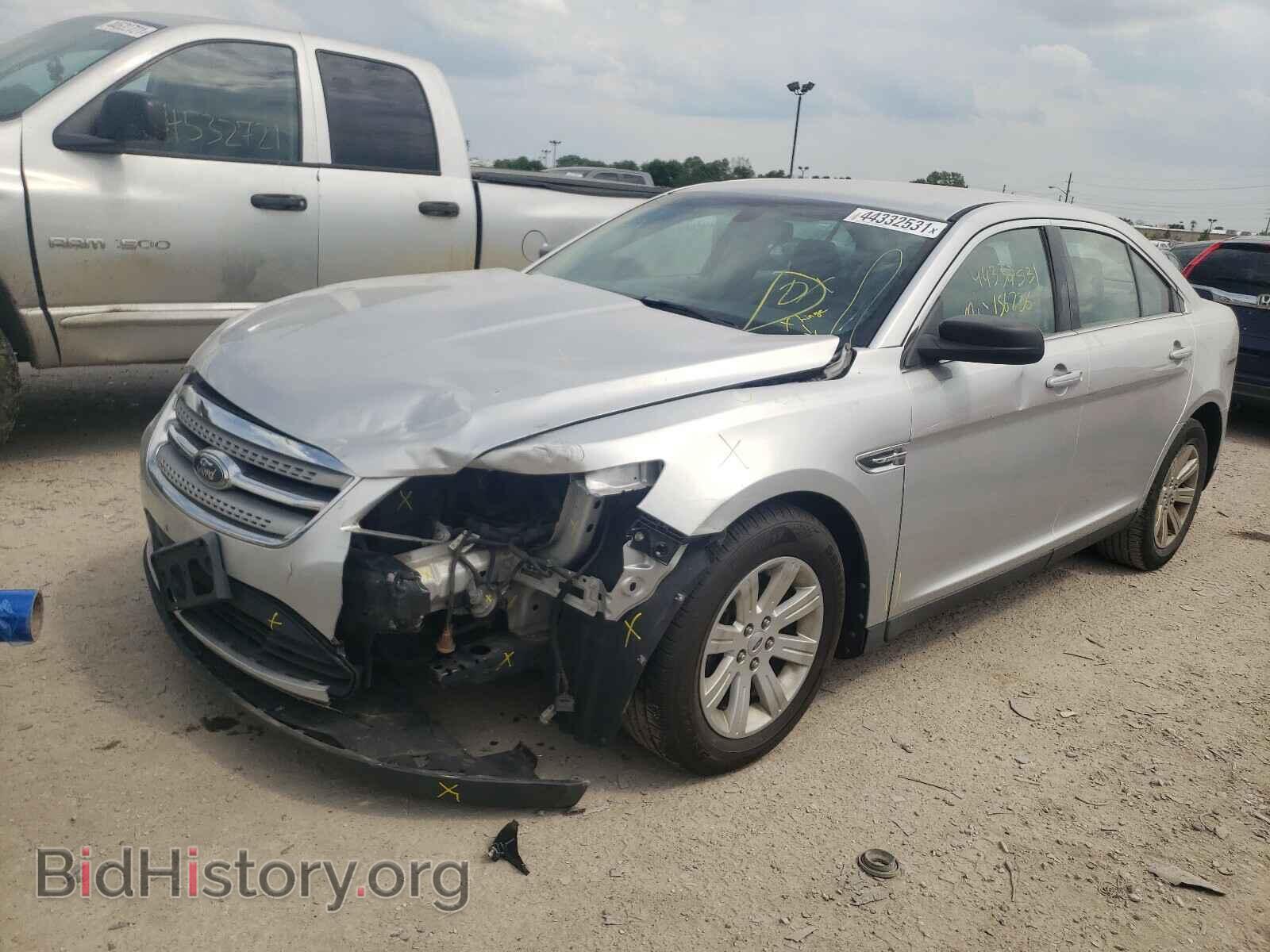 2010 FORD TAURUS - VIN: 1FAHP2DW5AG102840 - Фото 2