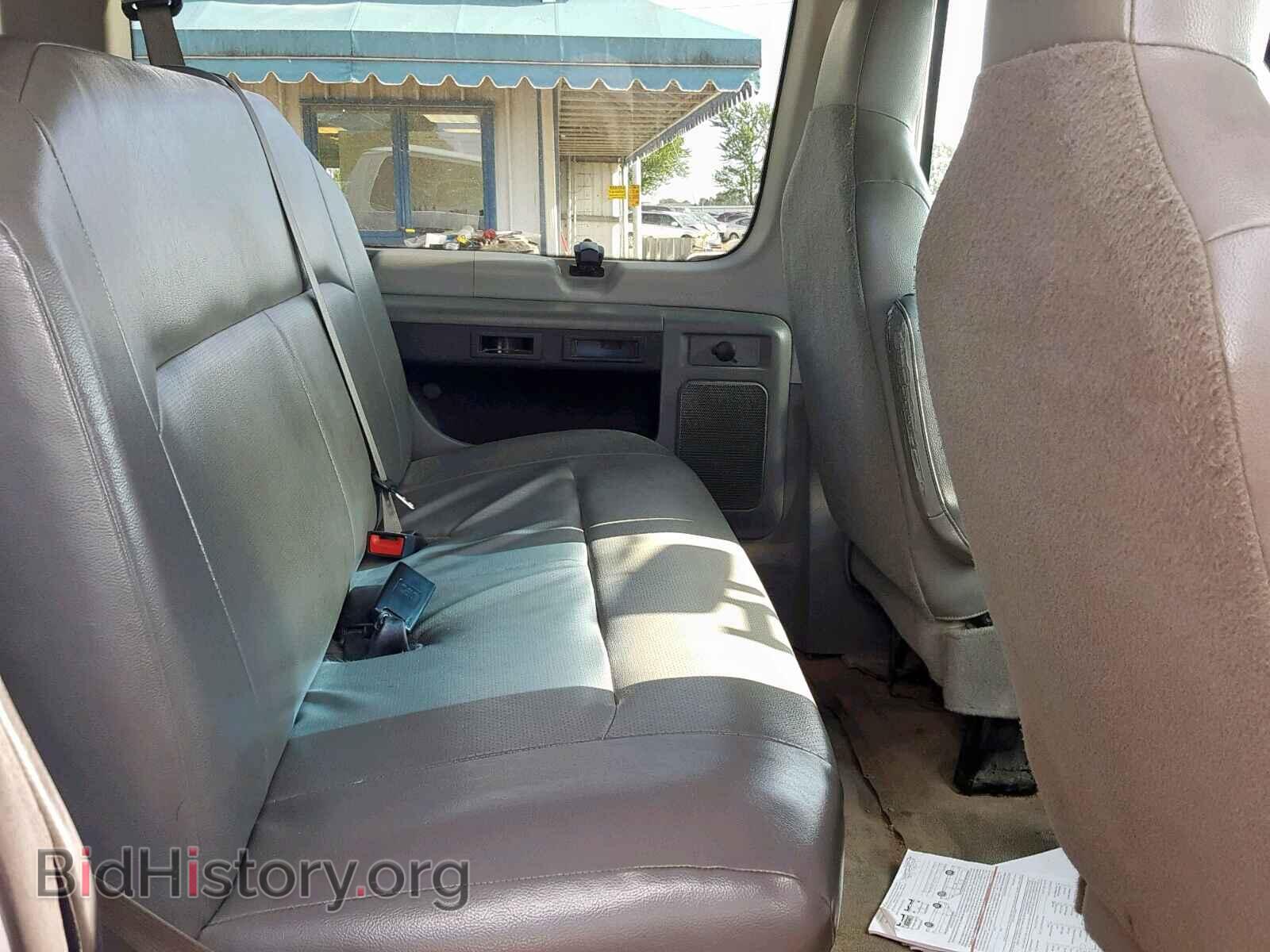 2011 FORD ECONOLINE - VIN: 1FBNE3BL2BDA17995 - Photo 6