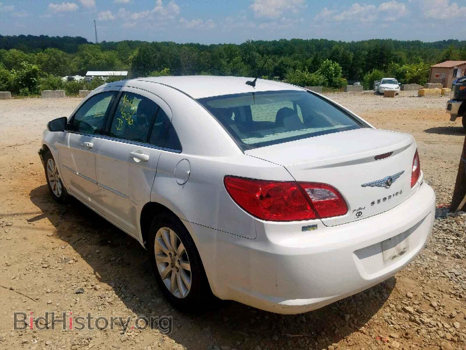 2010 CHRYSLER SEBRING - VIN: 1C3CC5FD0AN194534 - Фото 3
