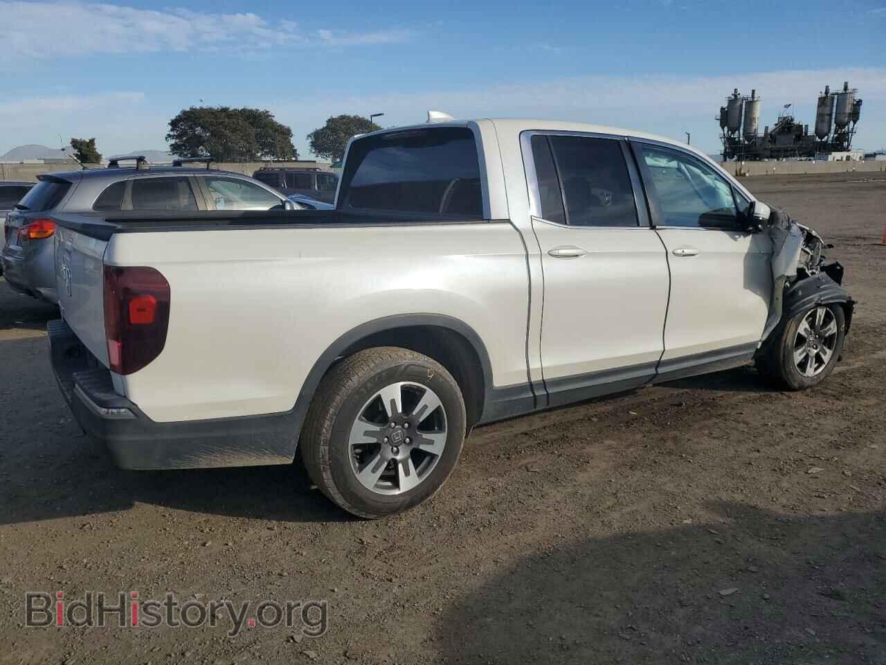 2017 HONDA RIDGELINE - VIN: 5FPYK2F67HB001798 - Фото 3