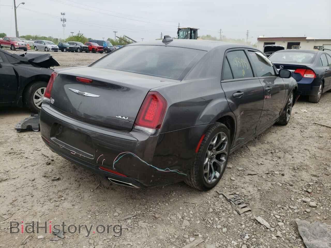 2018 CHRYSLER 300 - VIN: 2C3CCABG5JH293495 - Фото 4