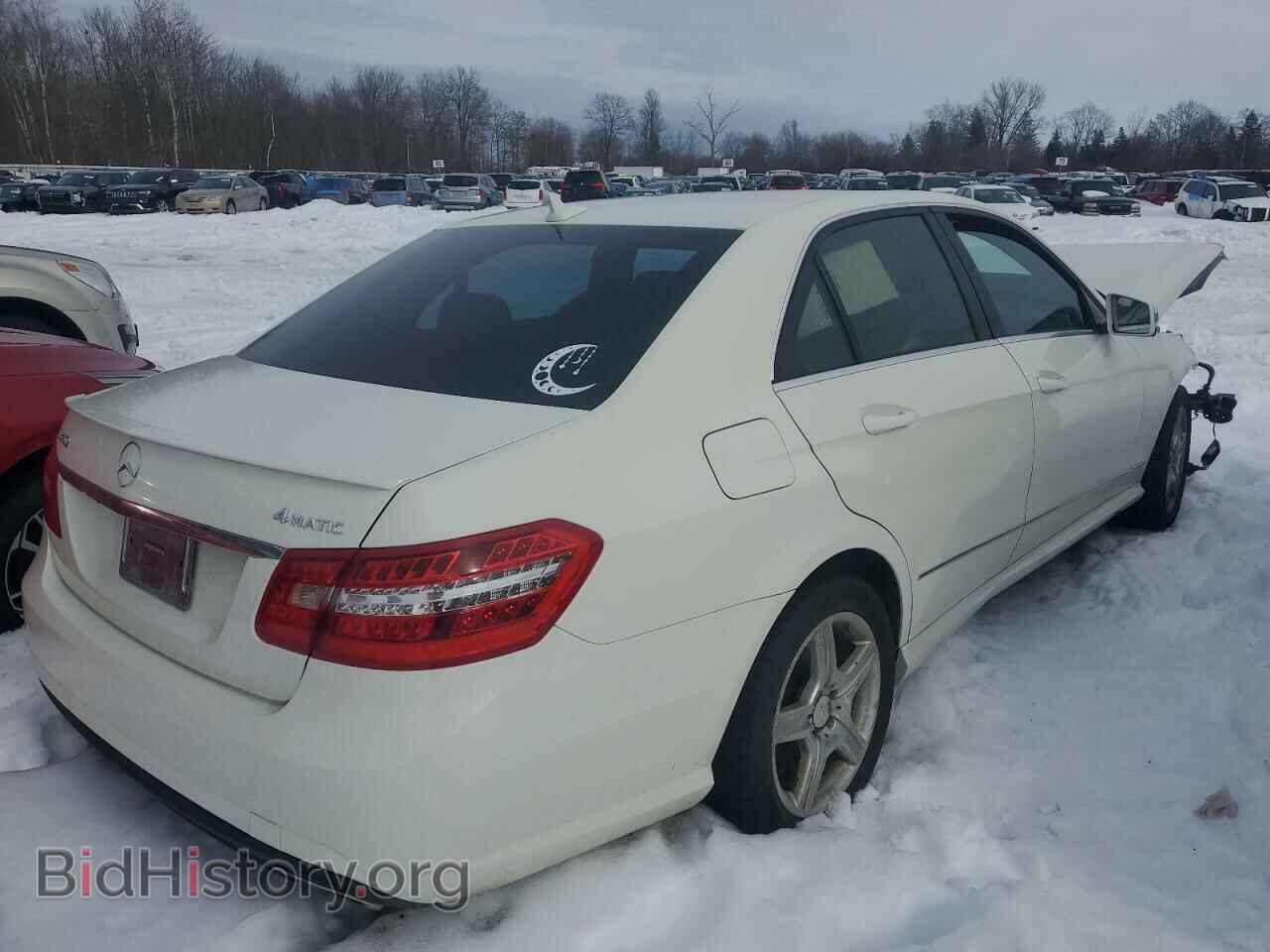 2011 MERCEDES-BENZ E-CLASS - VIN: WDDHF8HB3BA497263 - Фото 3