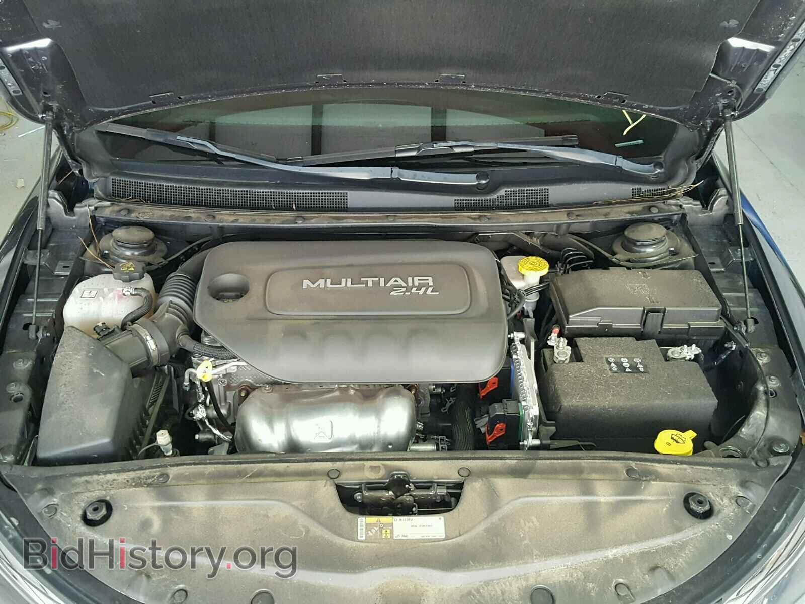 2016 CHRYSLER 200 - VIN: 1C3CCCAB2GN191797 - Photo 7