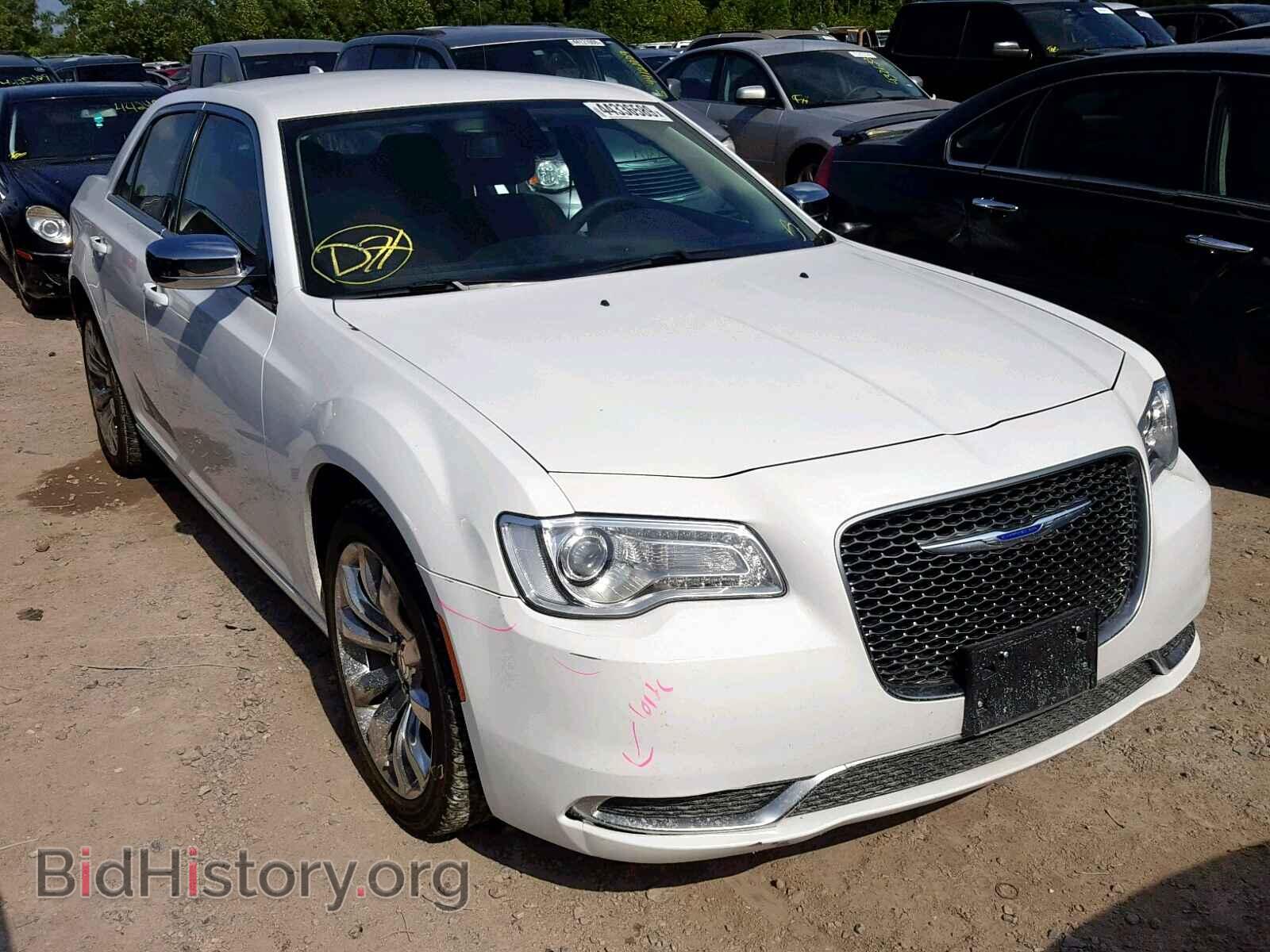Фотография 2C3CCAAG2JH342170 - CHRYSLER 300 2018