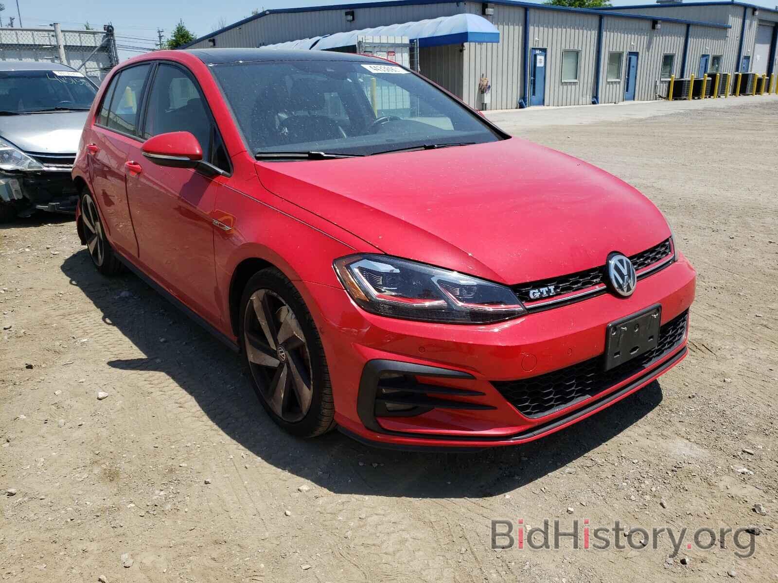 Фотография 3VW447AU0JM297735 - VOLKSWAGEN GTI 2018