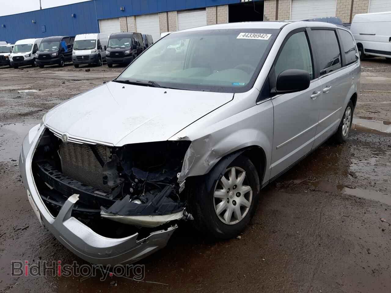 2009 CHRYSLER MINIVAN - VIN: 2A8HR44EX9R571884 - Фото 2
