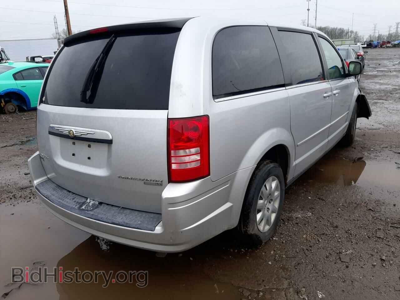 2009 CHRYSLER MINIVAN - VIN: 2A8HR44EX9R571884 - Фото 4