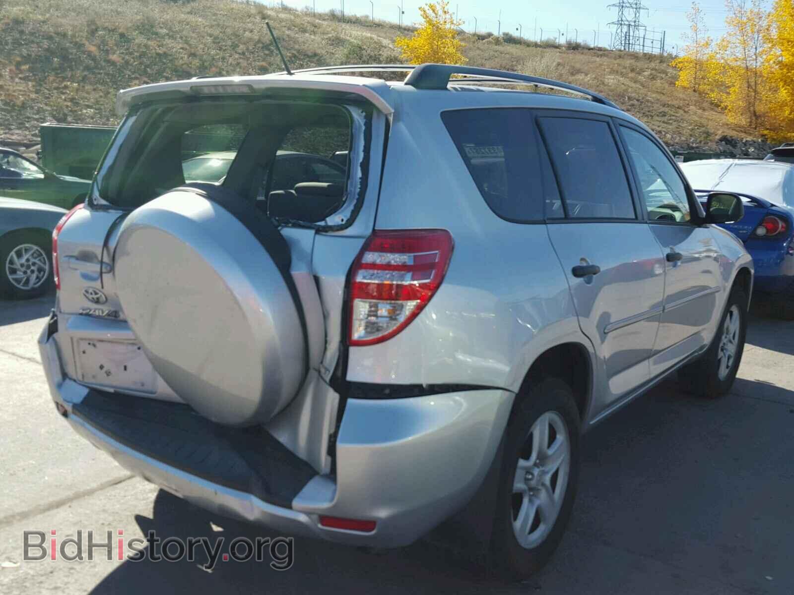 2011 TOYOTA RAV4 - VIN: 2T3BF4DV7BW114872 - Фото 4