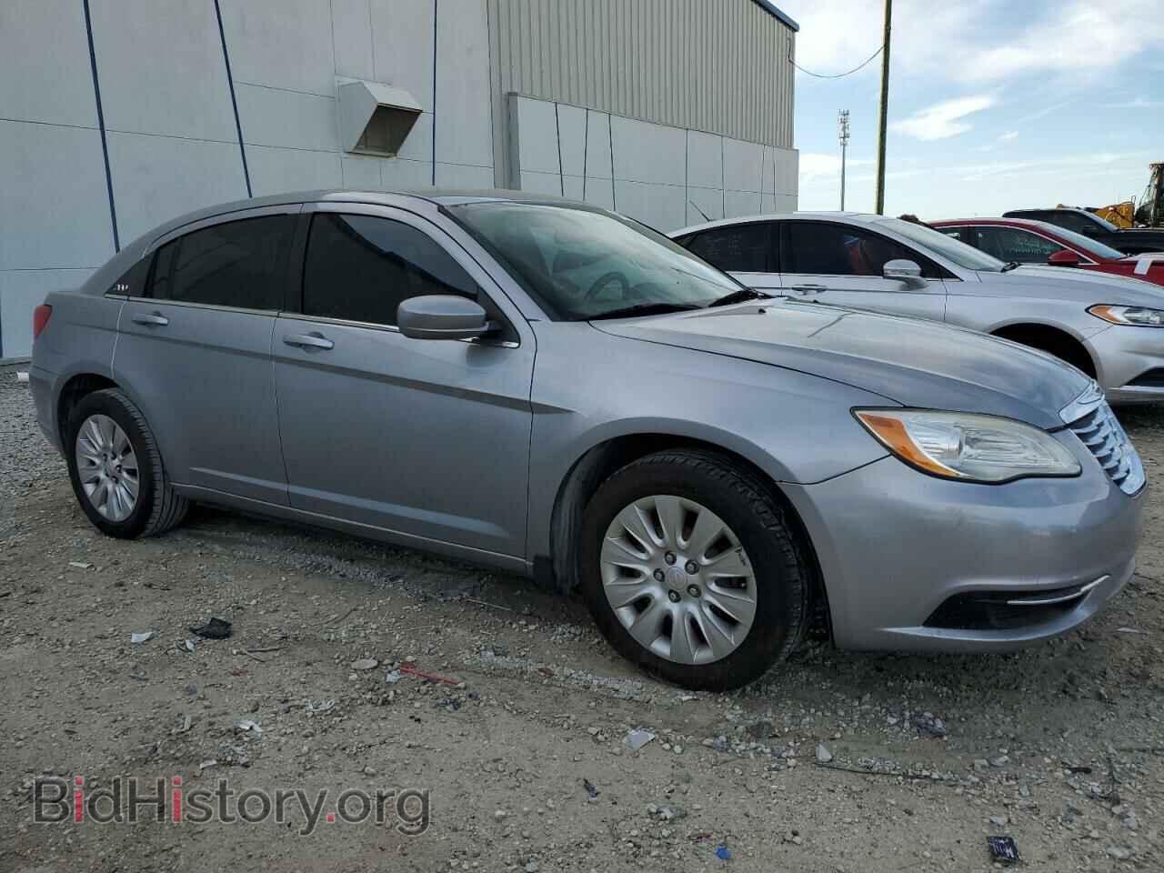2014 CHRYSLER 200 - VIN: 1C3CCBAB6EN209550 - Фото 4