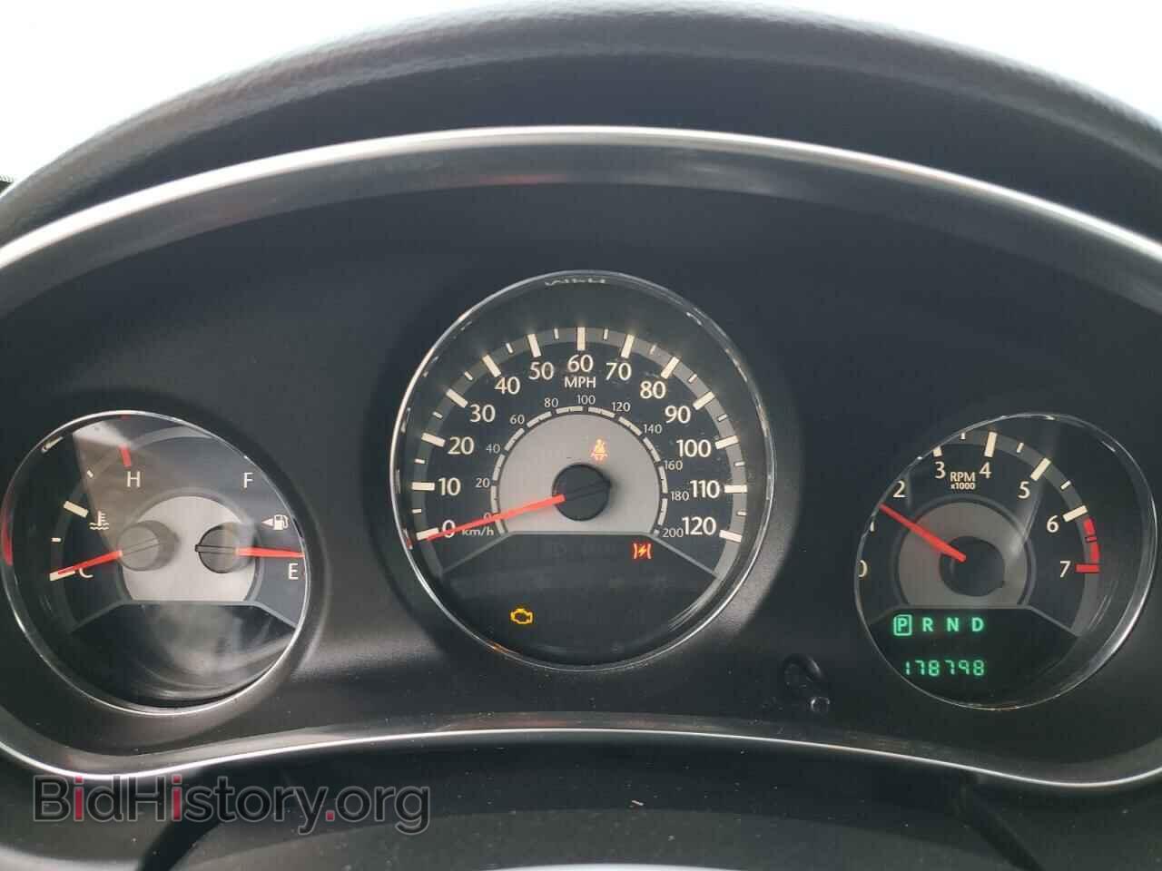 2014 CHRYSLER 200 - VIN: 1C3CCBAB6EN209550 - Фото 9